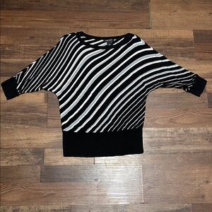 White House Black Market Black White & Silver Striped Top Women’s M